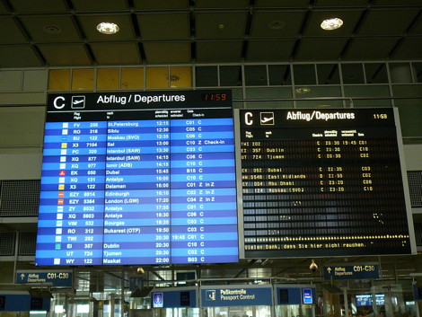 慕尼黑机场数字视频墙带乘客进入信息系统新时代,多媒体信息发布系统,数字告示,数字标牌,digital signage