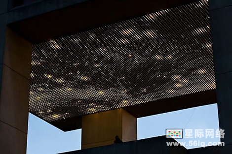 LED屏创造璀璨星空纪念已故天文学家Carl Sagan,信息显示系统,多媒体信息发布系统,数字标牌,digital signage
