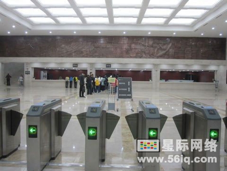 武汉大学图书馆部署星际多媒体信息发布系统,多媒体信息发布系统,数字标牌,数字告示,digital signage